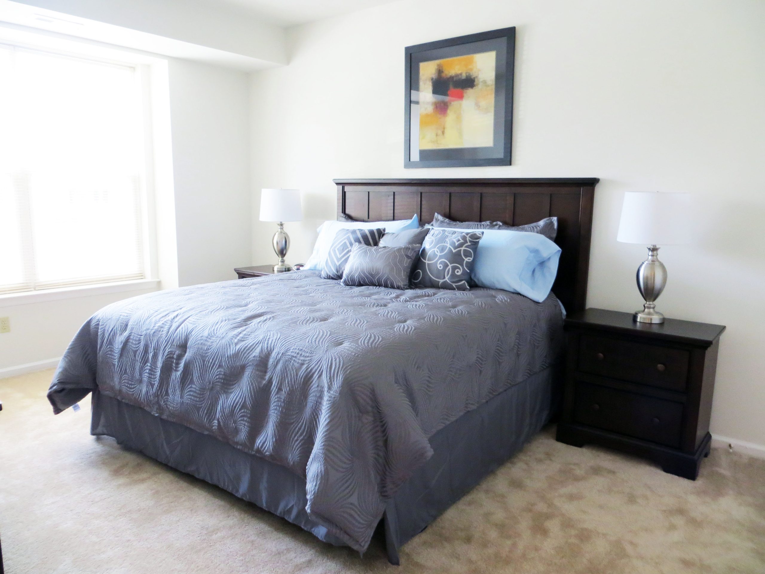 2 Bed 2 Bath Primary bedroom